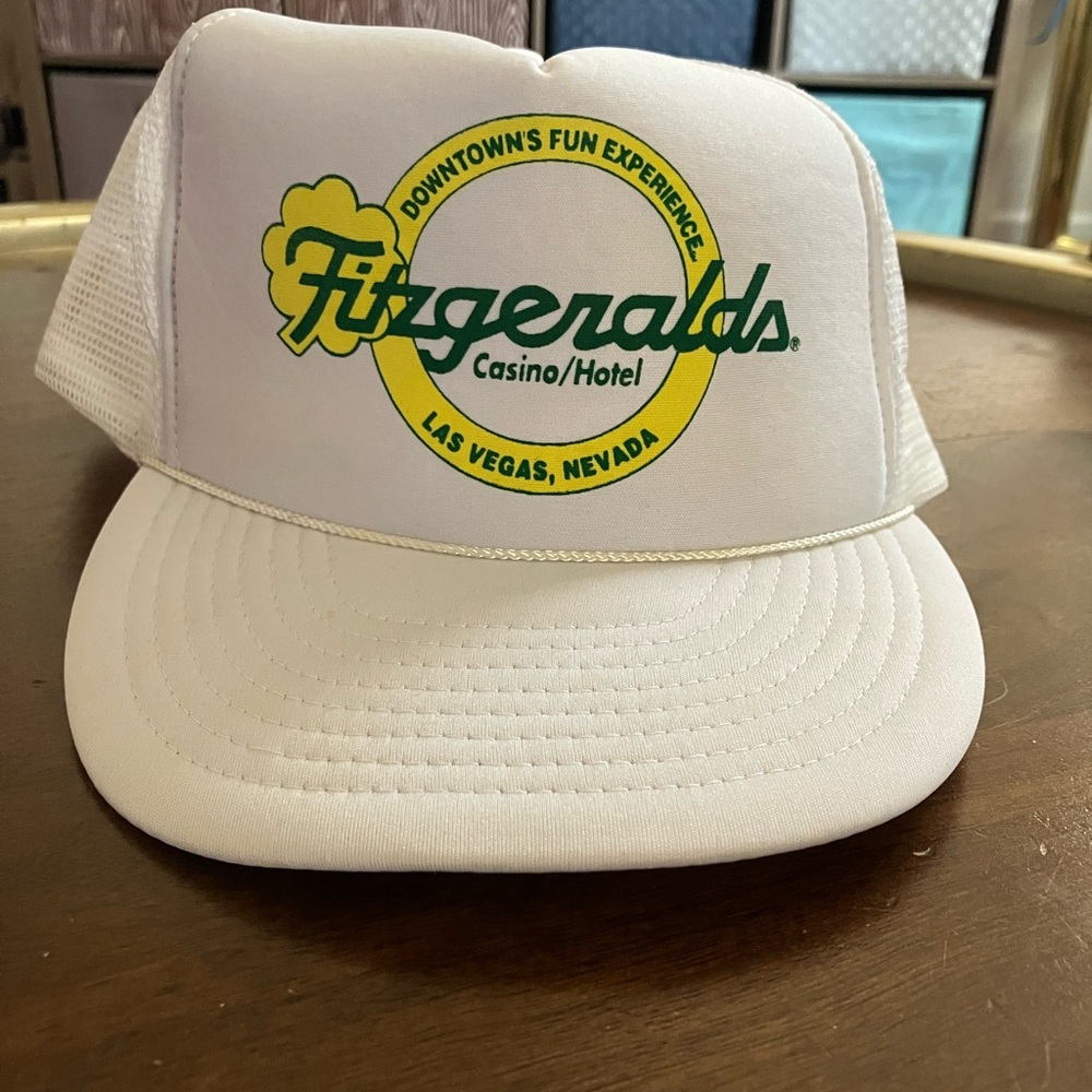 Vintage 80s Fitzgeralds Casino Hotel Hat Snapback Trucker Cap White Las Vegas